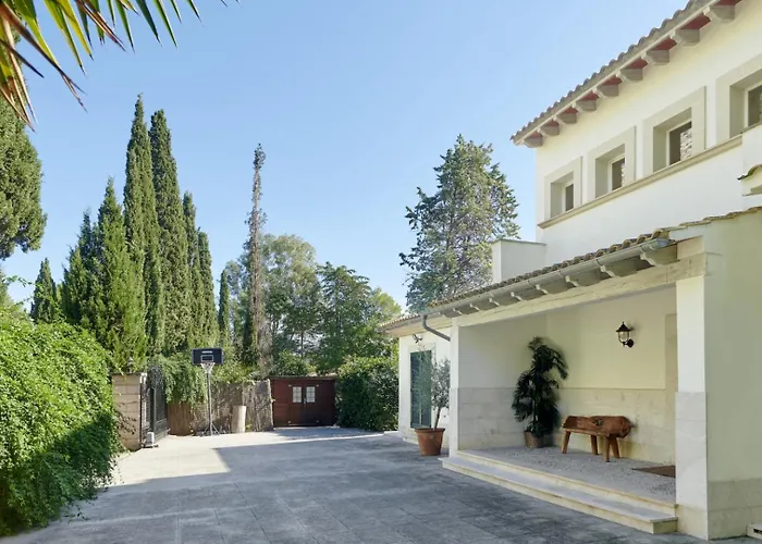 Charming Retreat In Pollenca, 1466 Villa *