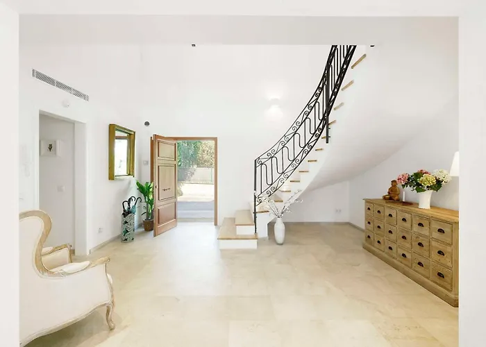 Charming Retreat In Pollenca, 1466 Villa