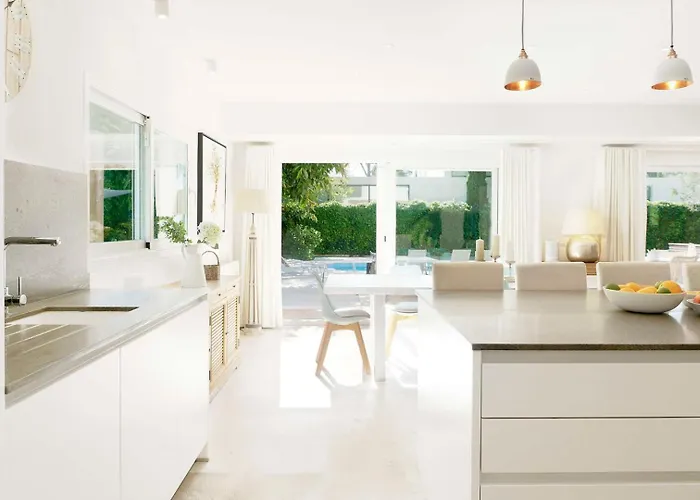 Villa Charming Retreat In Pollenca, 1466